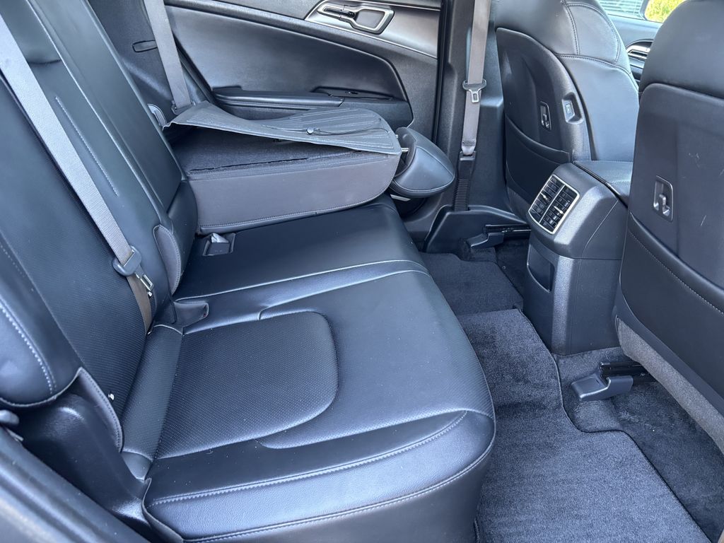 2025 Kia Sportage EX Hybrid - Photo 28