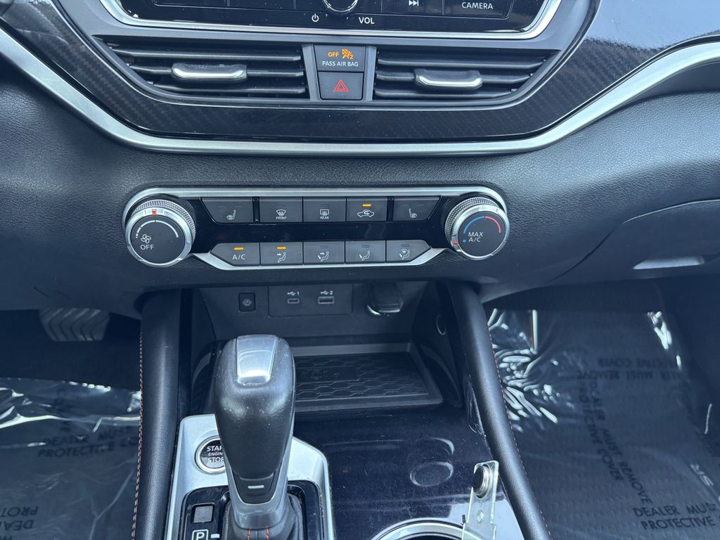 2024 Nissan Altima SR - Photo 19