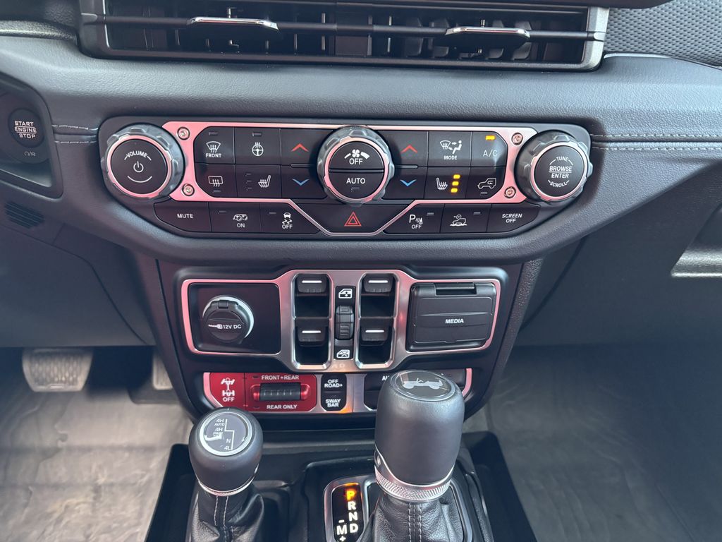 2024 Jeep Wrangler 4-Door Rubicon - Photo 18