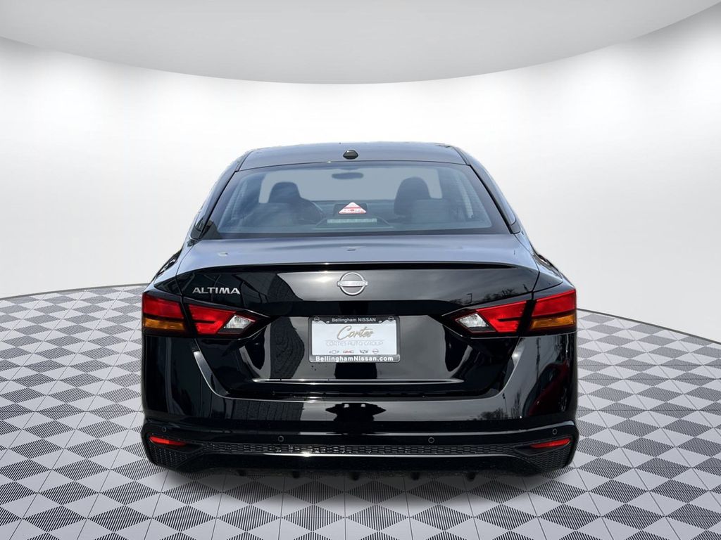 2025 Nissan Altima 2.5 S photo 4