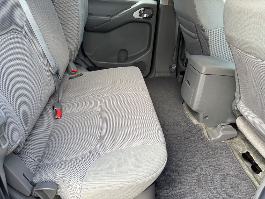 2016 Nissan Frontier SV - Photo 27