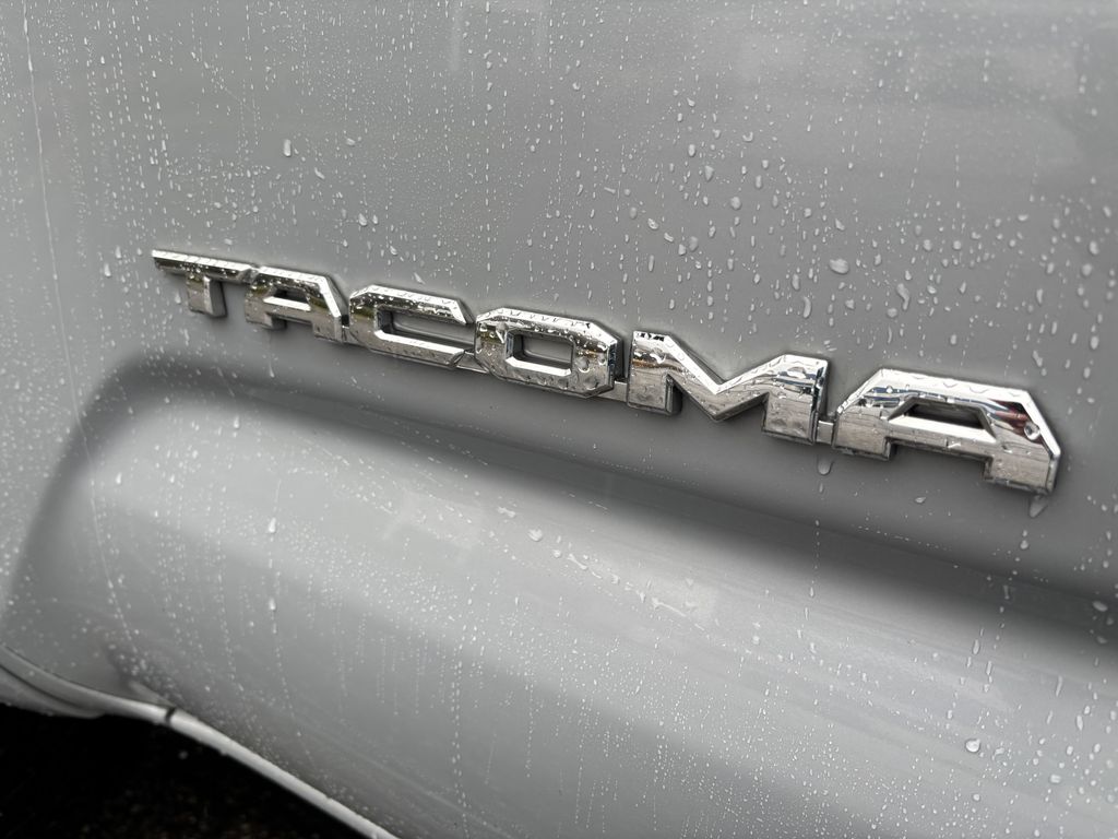 2018 Toyota Tacoma TRD Sport - Photo 13