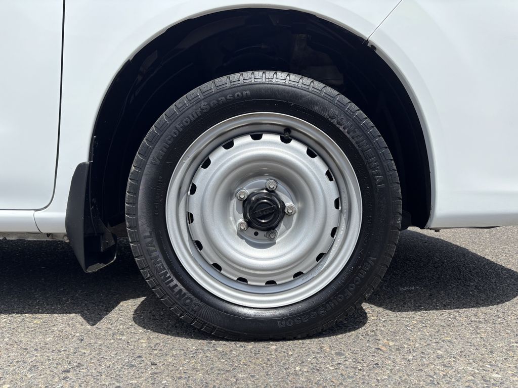 2020 Nissan NV200 S - Photo 9