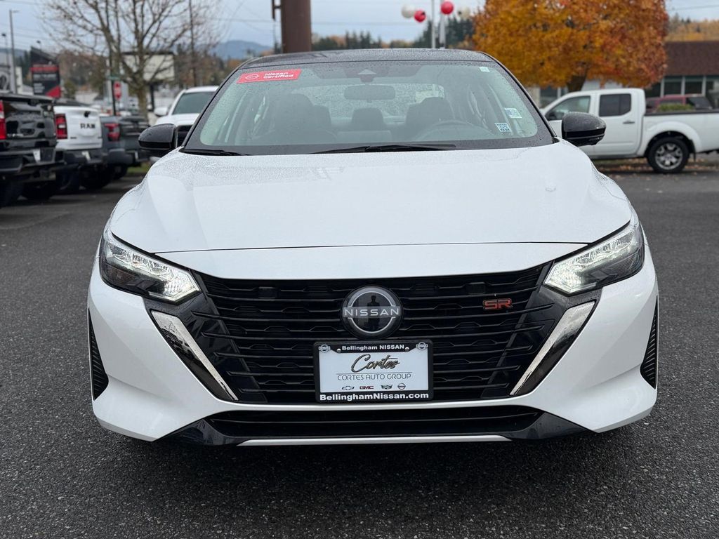 2024 Nissan Sentra SR photo 2