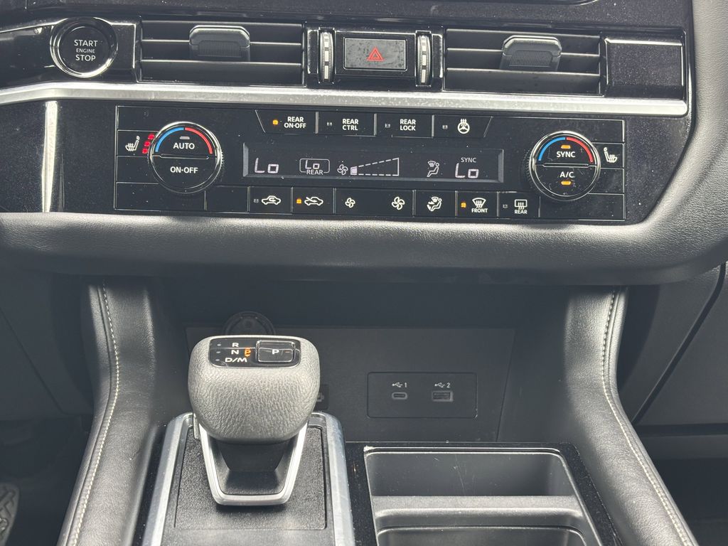 2025 Nissan Pathfinder SL - Photo 18