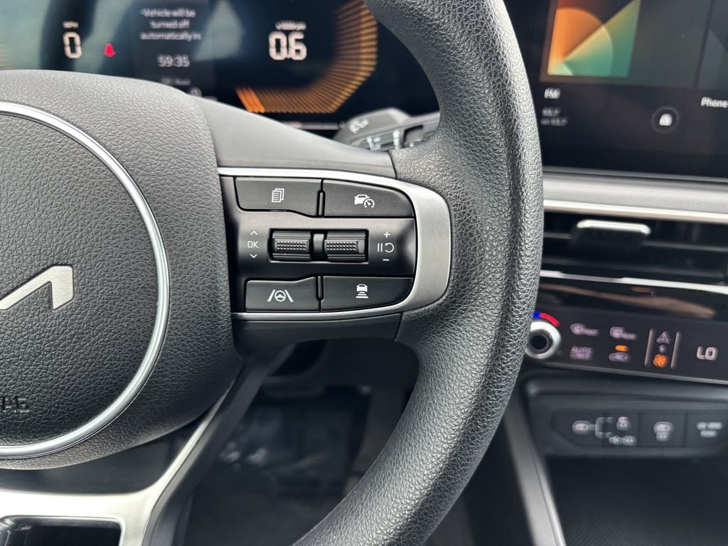 2026 Kia K5 LXS - Photo 12