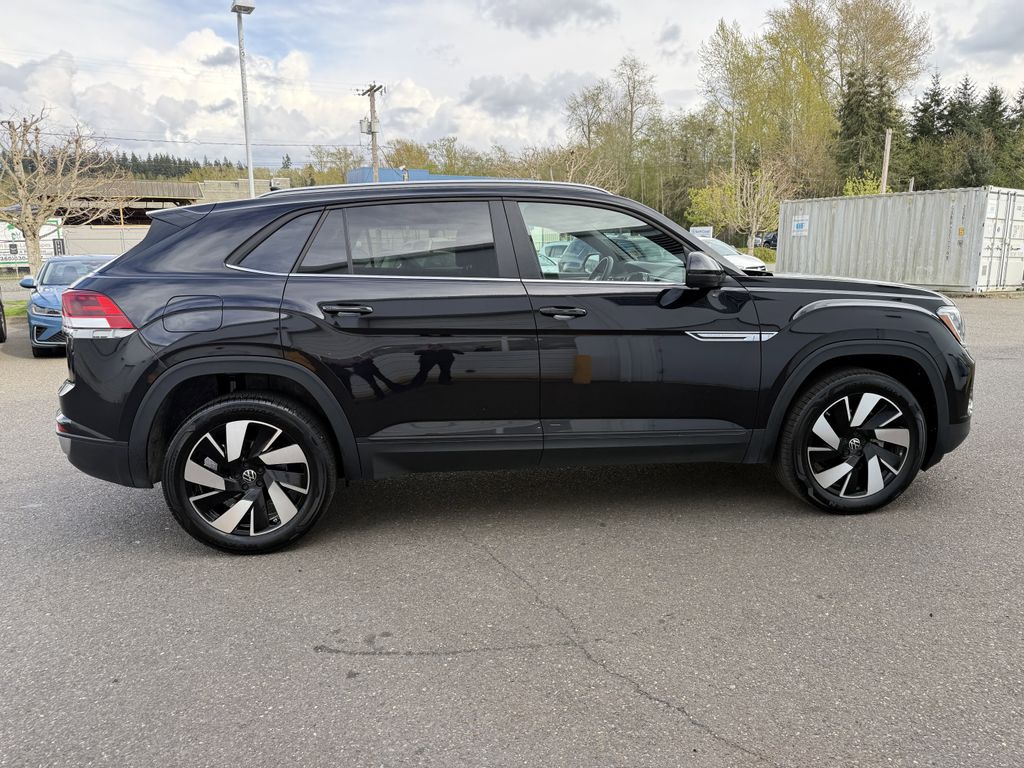 2025 Volkswagen Atlas Cross Sport SE w/Tech - Photo 8