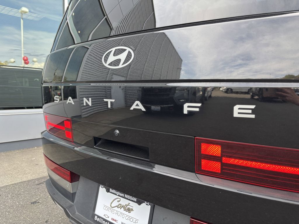 2025 Hyundai Santa Fe Limited - Photo 10