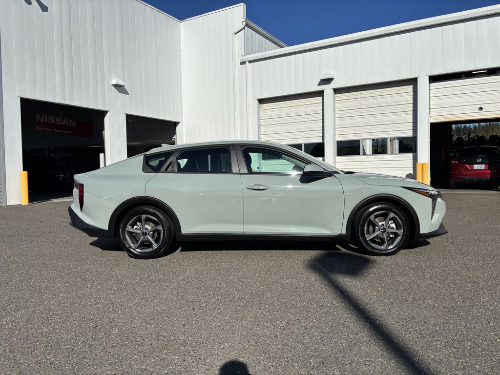 2026 Kia K4 LXS - Photo 8