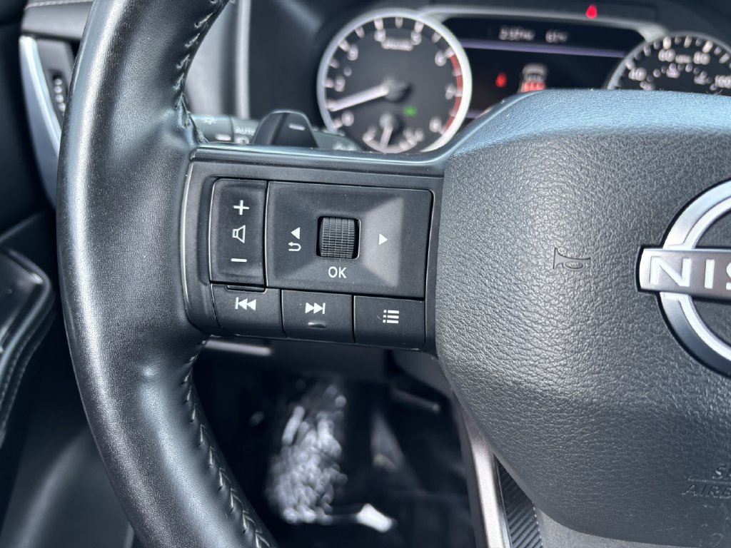2025 Nissan Rogue SV - Photo 14