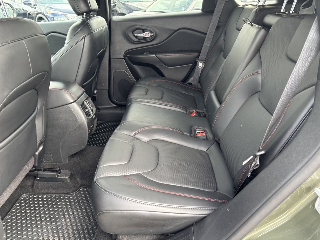 2021 Jeep Cherokee Trailhawk - Photo 26