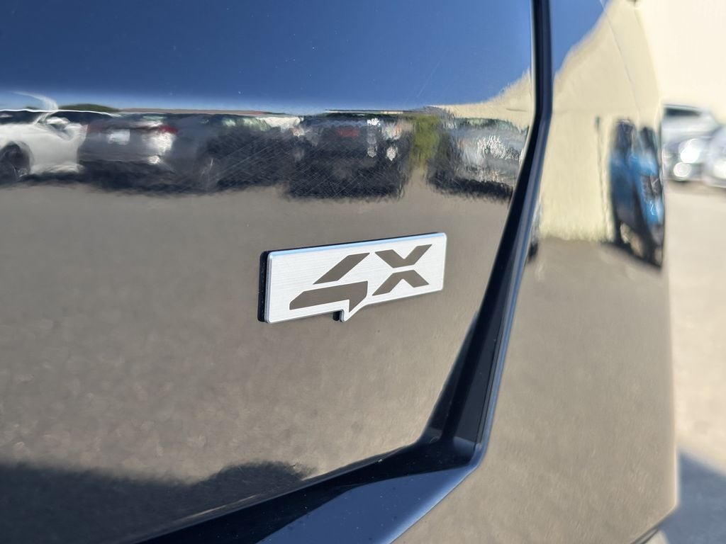 2025 Kia Sorento EX - Photo 12