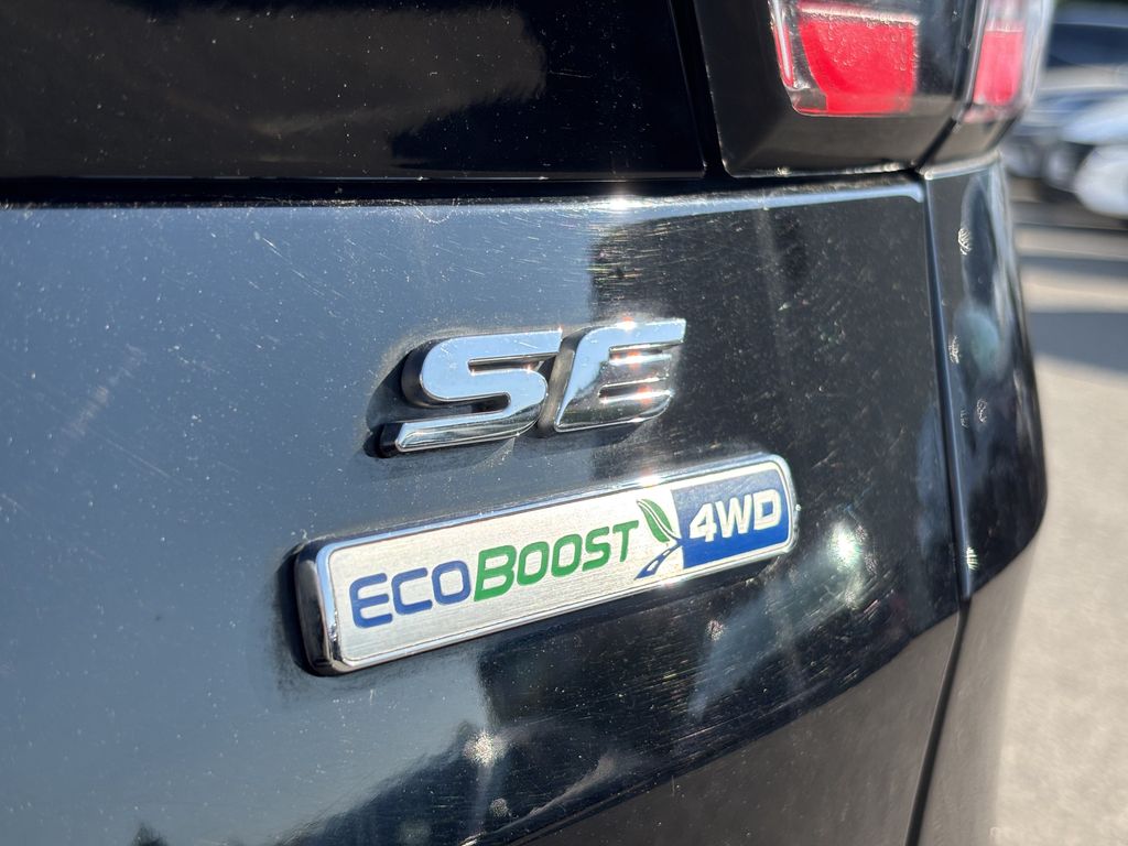 2017 Ford Escape SE - Photo 12