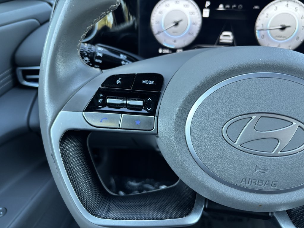 2025 Hyundai Elantra SEL - Photo 15