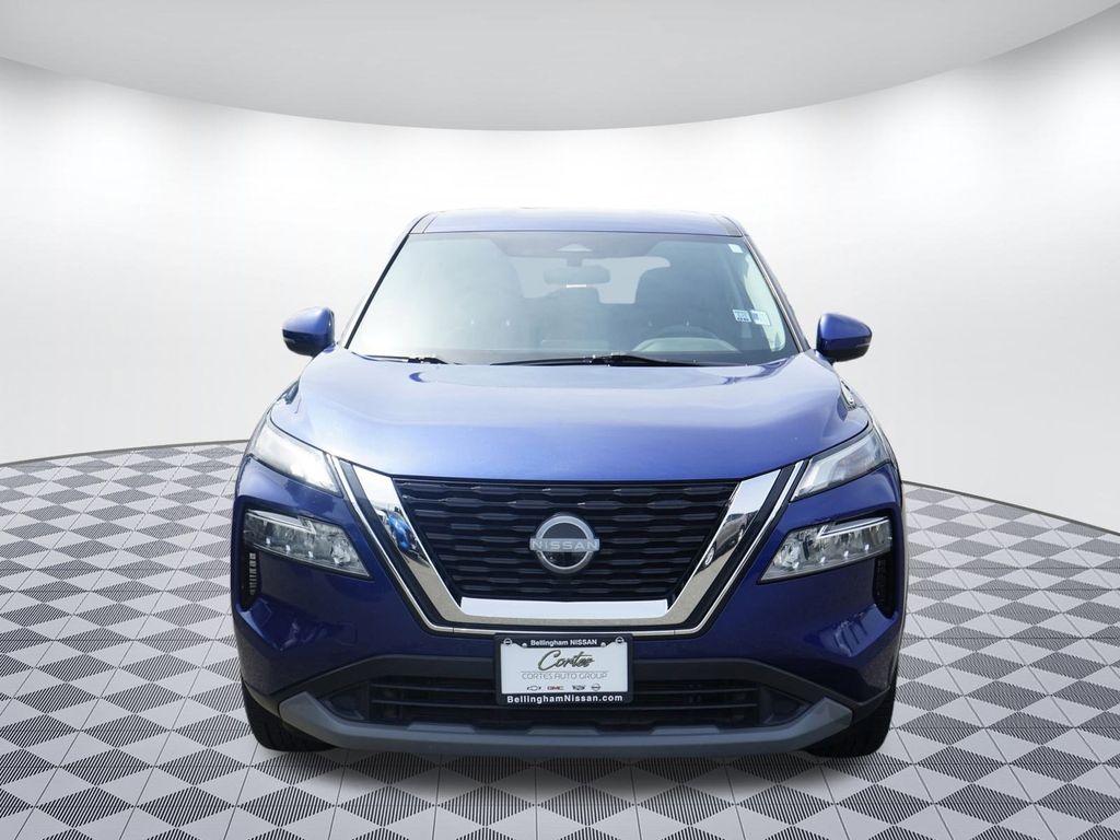 Used 2022 Nissan Rogue SV with VIN 5N1BT3BB0NC695730 for sale in Bellingham, WA
