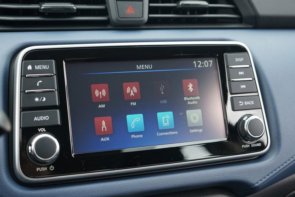 2025 Nissan Versa Sedan SV - Photo 15