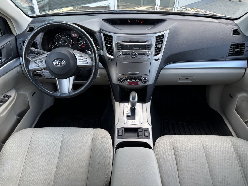 2011 Subaru Outback I Premium - Photo 19