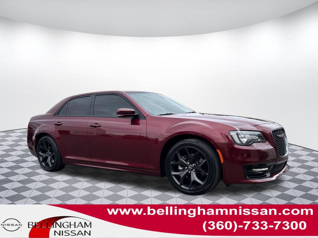 2021 Chrysler 300 S's photo
