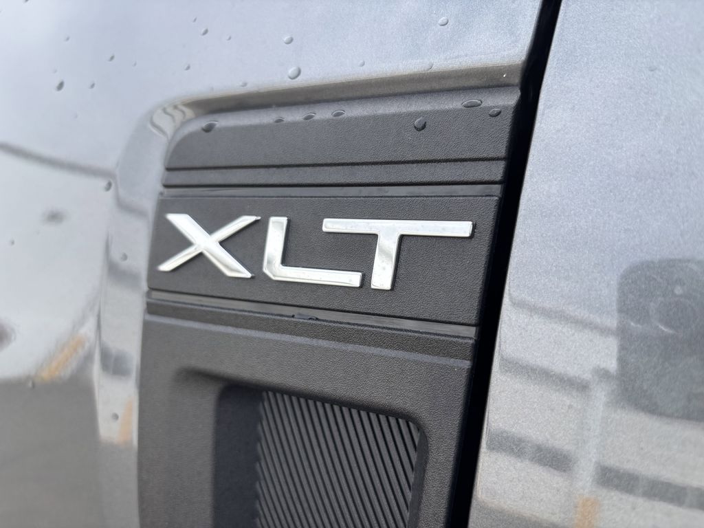 2025 Ford Maverick XLT - Photo 11