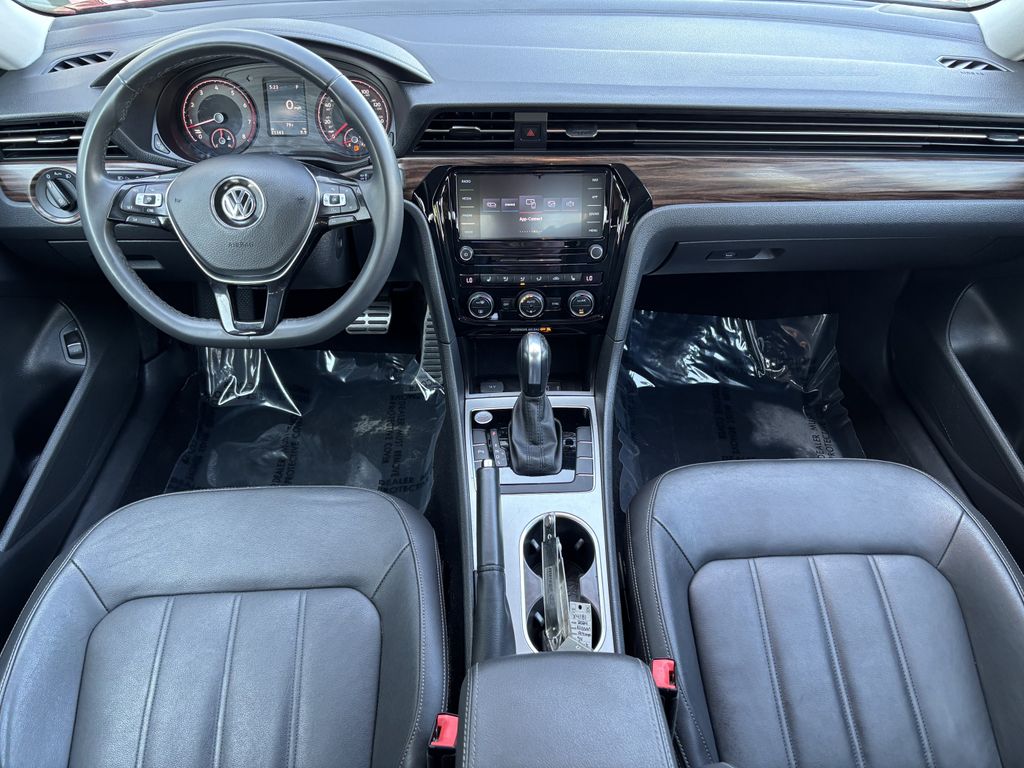 2022 Volkswagen Passat Limited Edition - Photo 17
