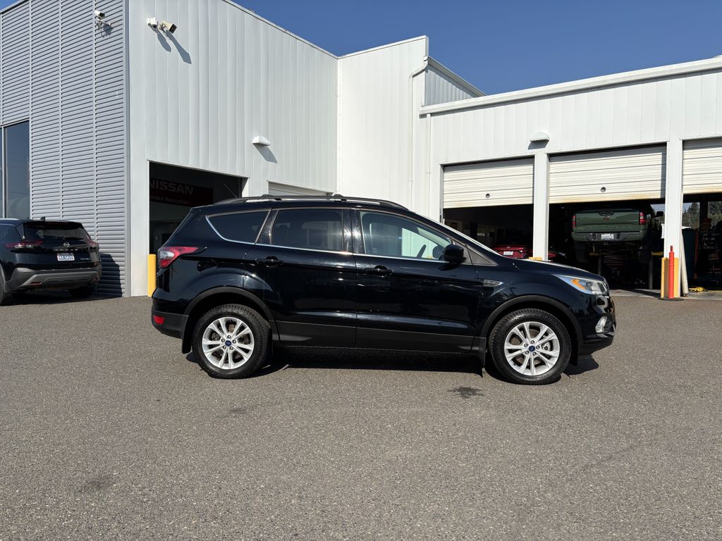 2017 Ford Escape SE - Photo 8