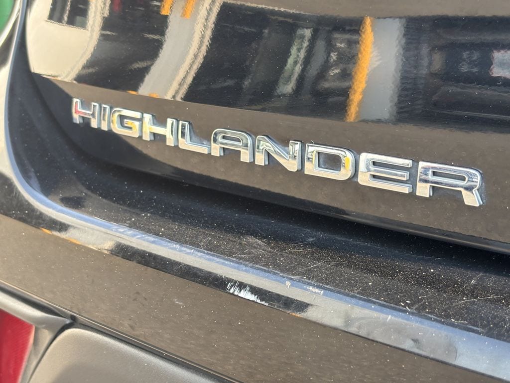 2021 Toyota Highlander XLE - Photo 11