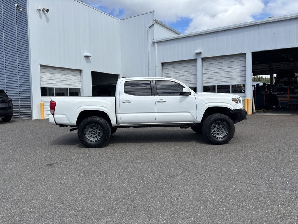 2017 Toyota Tacoma SR - Photo 8