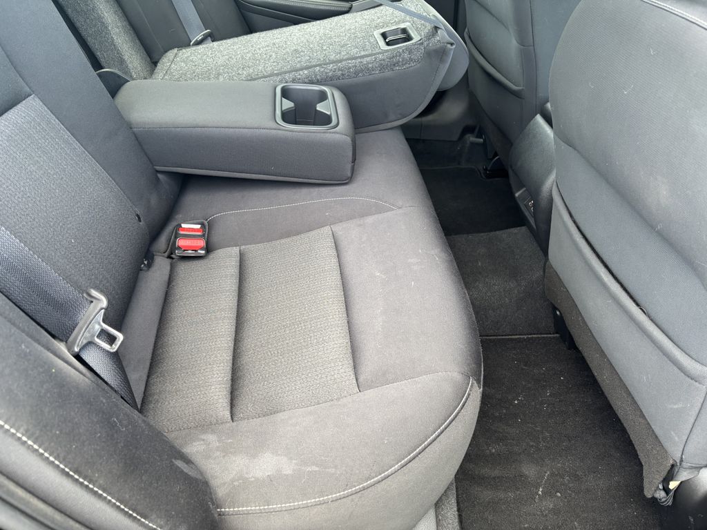 2021 Nissan Altima SV - Photo 19