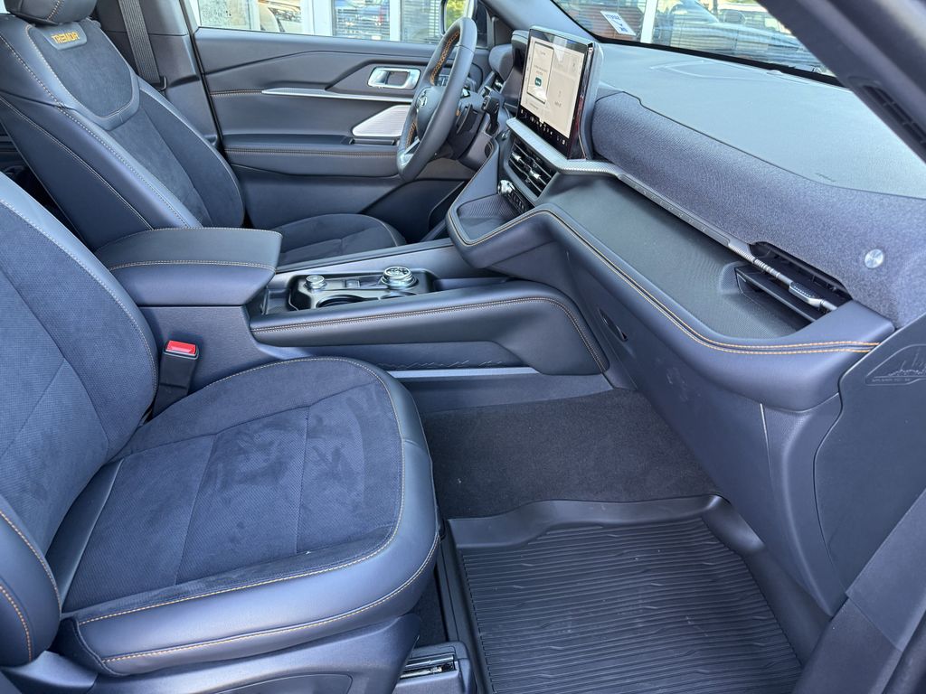 2026 Ford Explorer Tremor - Photo 32