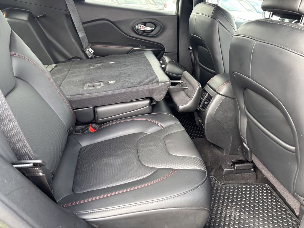 2021 Jeep Cherokee Trailhawk - Photo 31