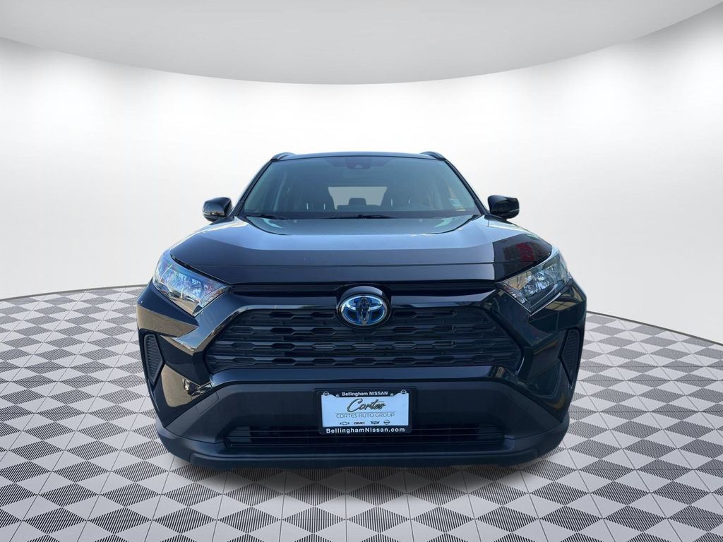 2021 Toyota RAV4 Hybrid LE photo 2