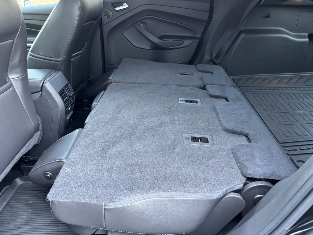2017 Ford Escape SE - Photo 25