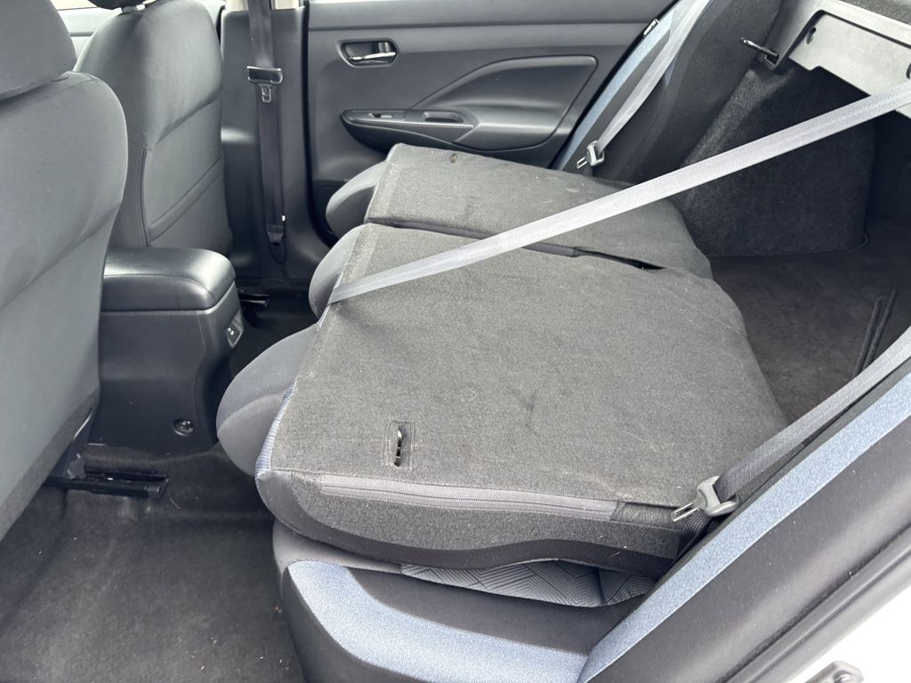 2023 Nissan Versa Sedan SV - Photo 26