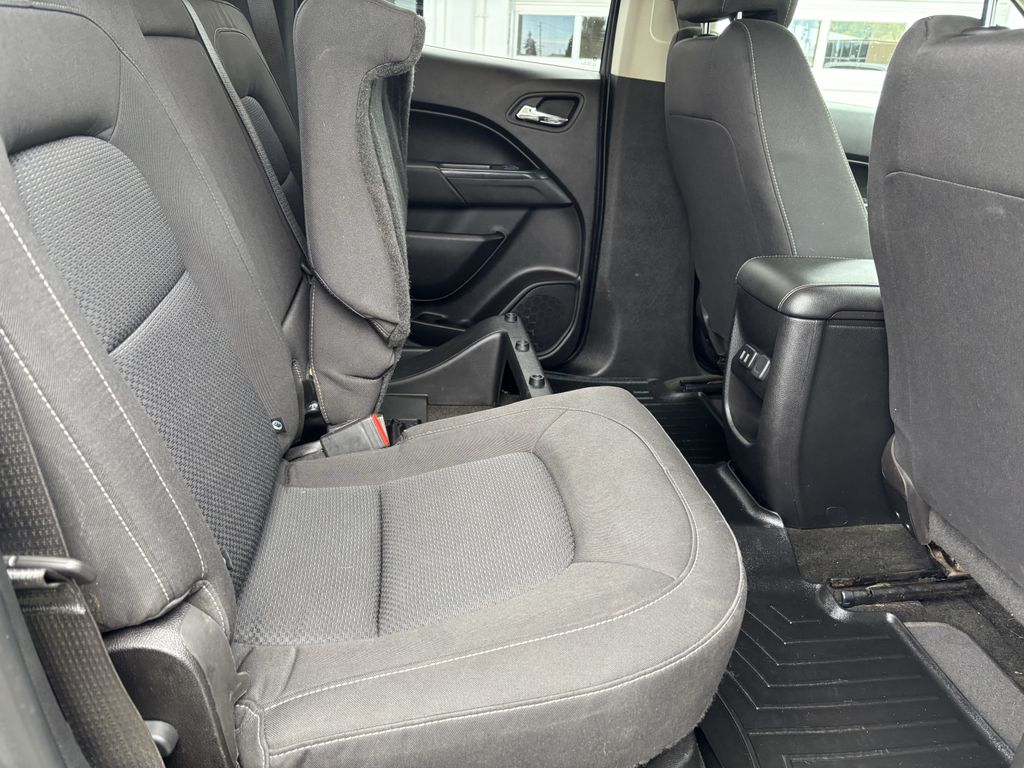 2018 Chevrolet Colorado LT - Photo 25
