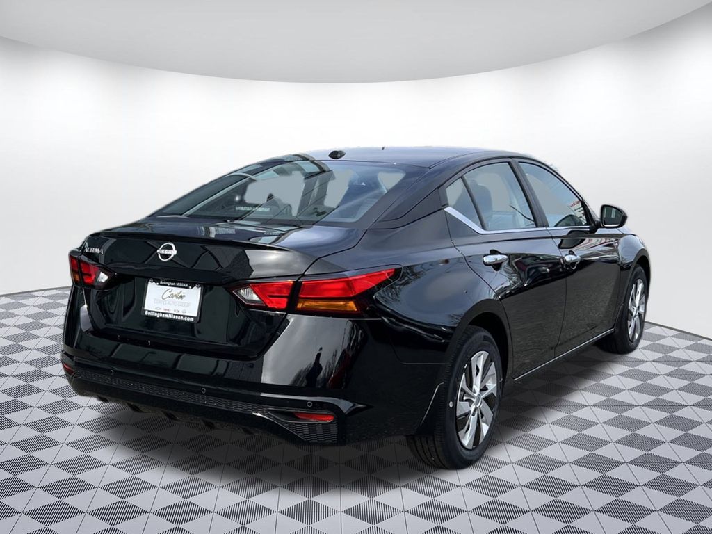 2025 Nissan Altima 2.5 S photo 3