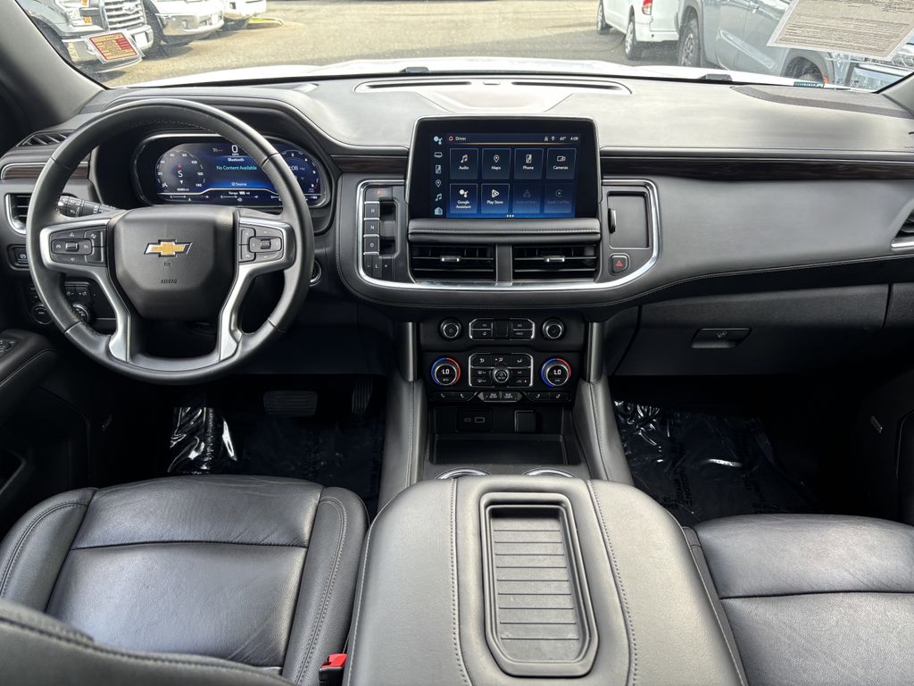 2024 Chevrolet Suburban LT - Photo 30