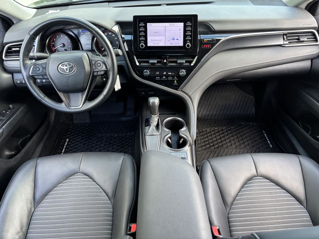 2024 Toyota Camry SE - Photo 19