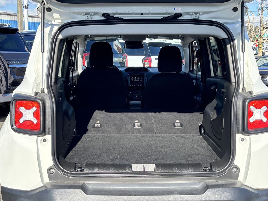 2023 Jeep Renegade Latitude - Photo 33