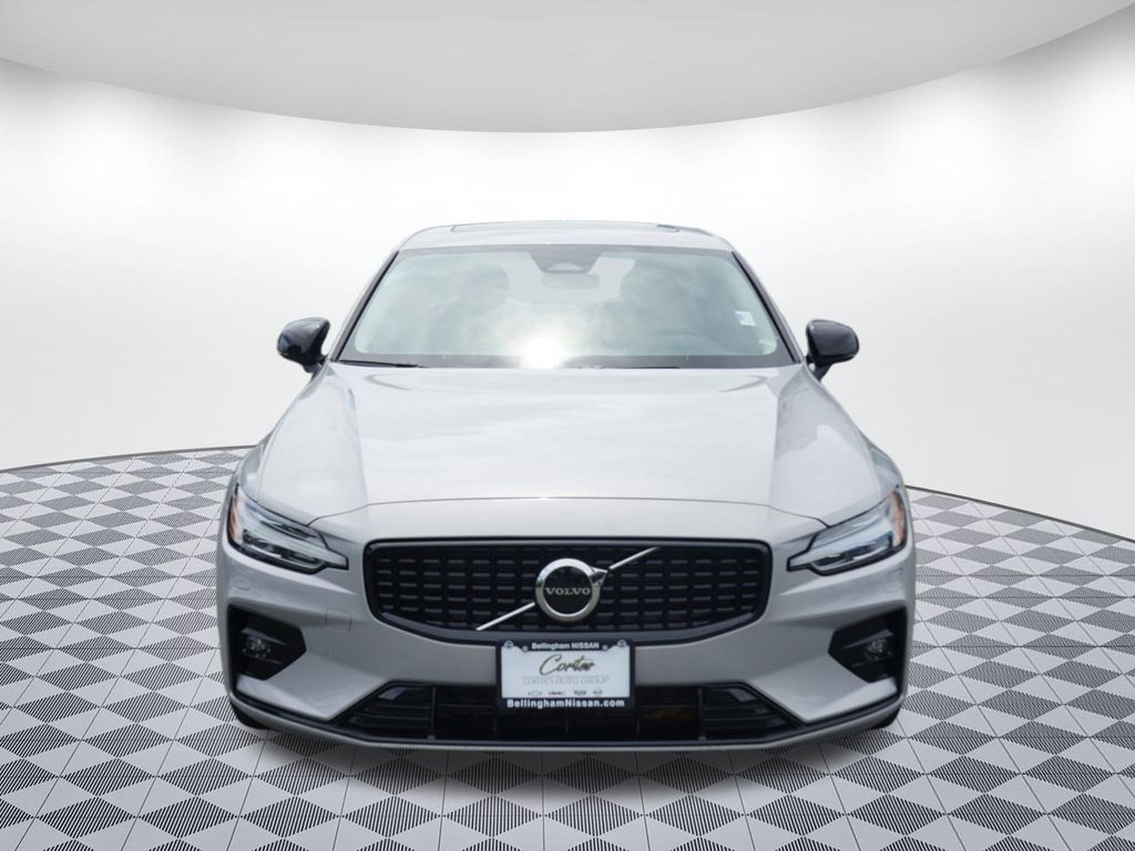 Used 2025 Volvo S60 Core with VIN 7JRL12GJ0SG362233 for sale in Bellingham, WA