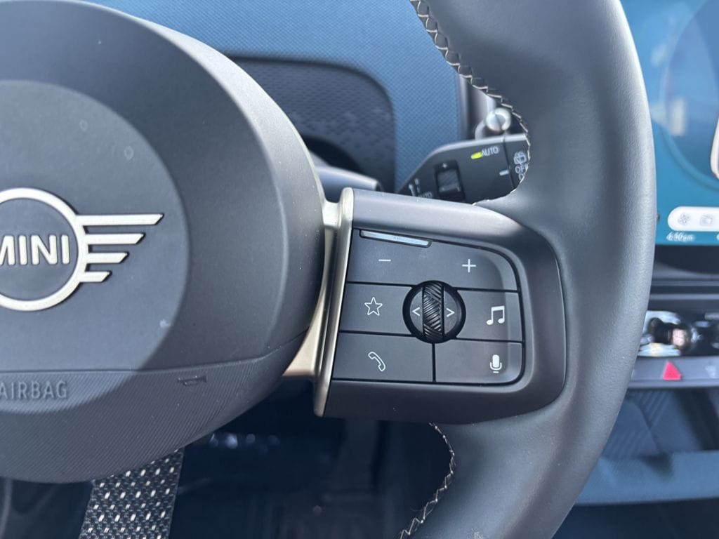 2025 MINI Countryman S - Photo 14