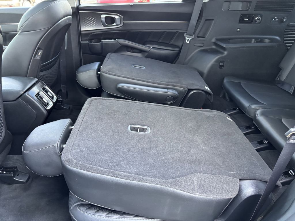 2022 Kia Sorento SX - Photo 26