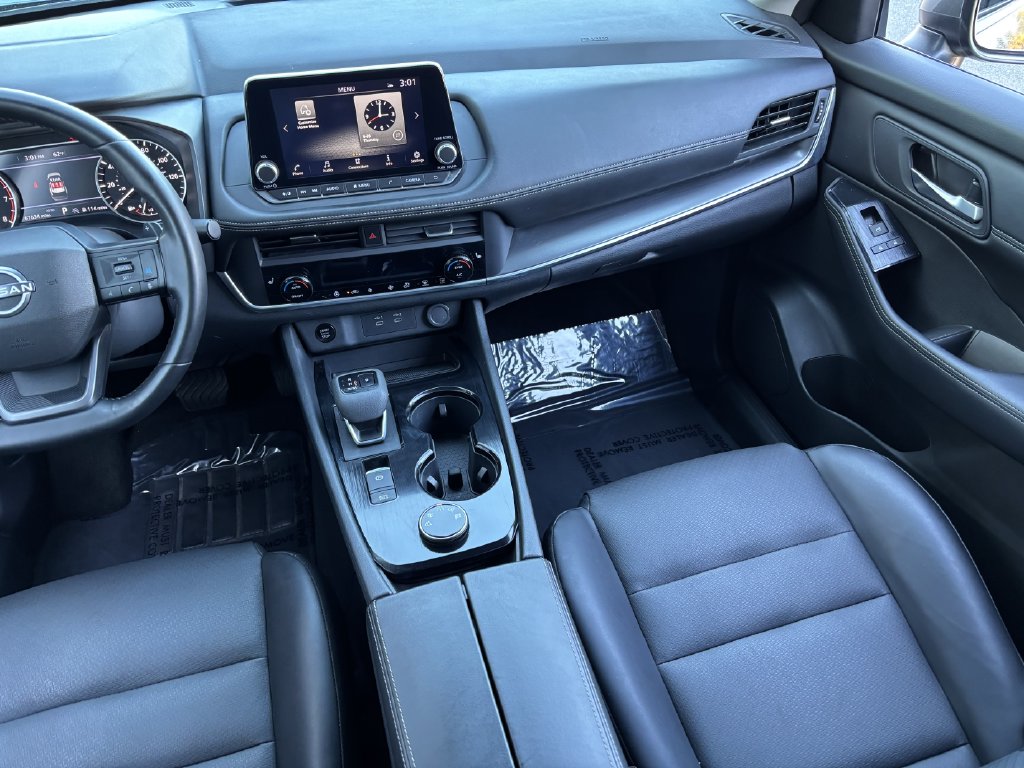 2025 Nissan Rogue SV - Photo 21