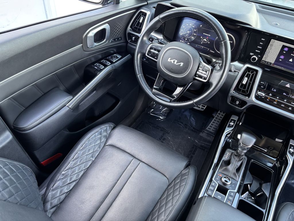 2022 Kia Sorento SX - Photo 20