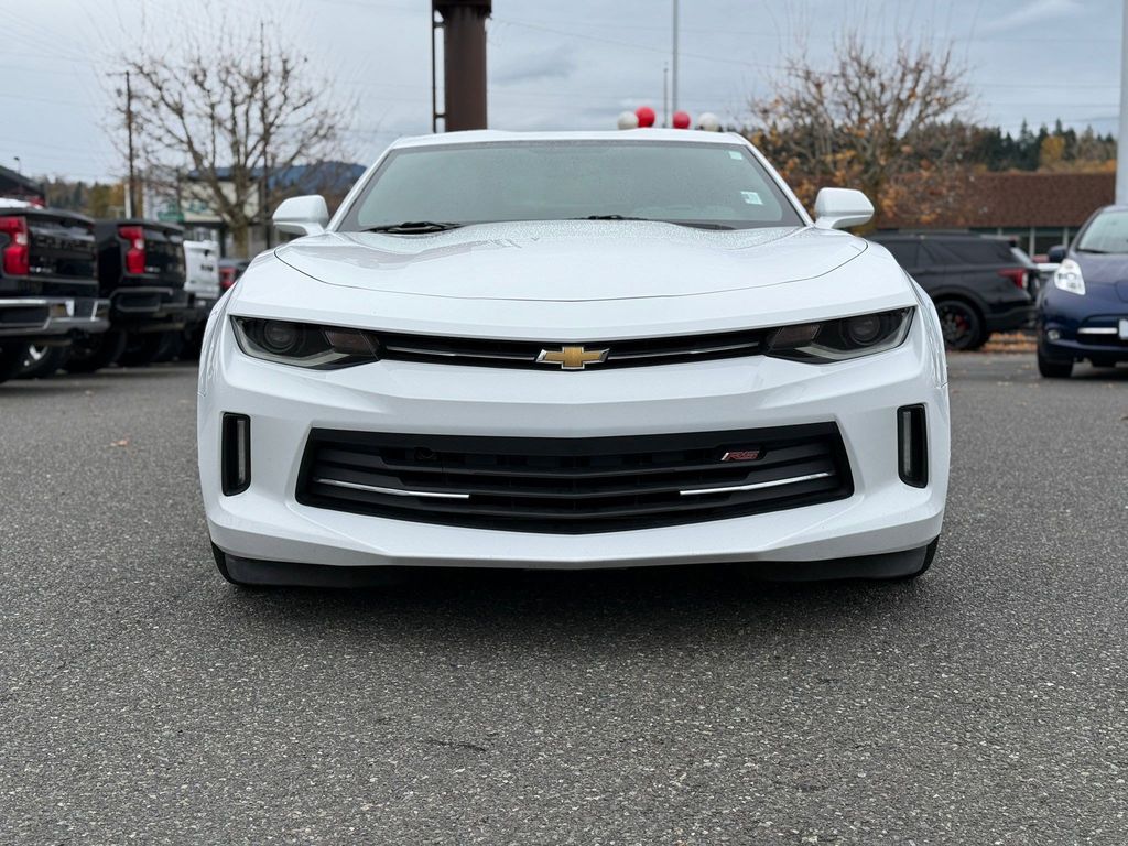 2017 Chevrolet Camaro 1LT photo 2