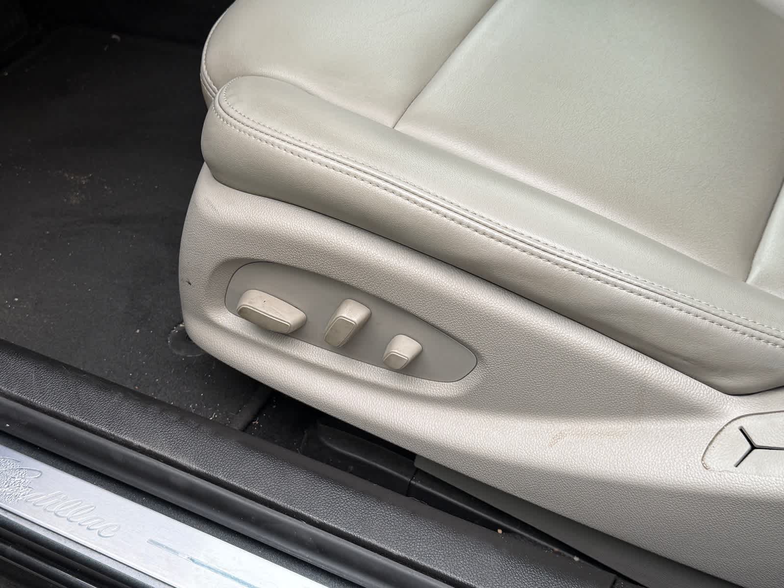 Thumbnail: 2016 Cadillac ATS - 16