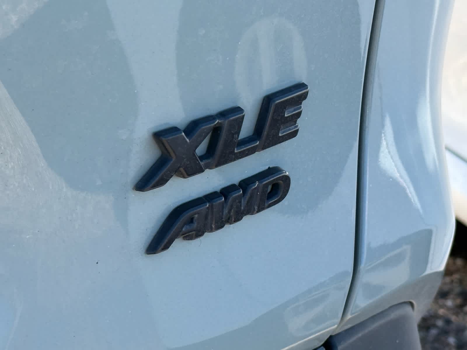 2021 Toyota RAV4 XLE Premium 9