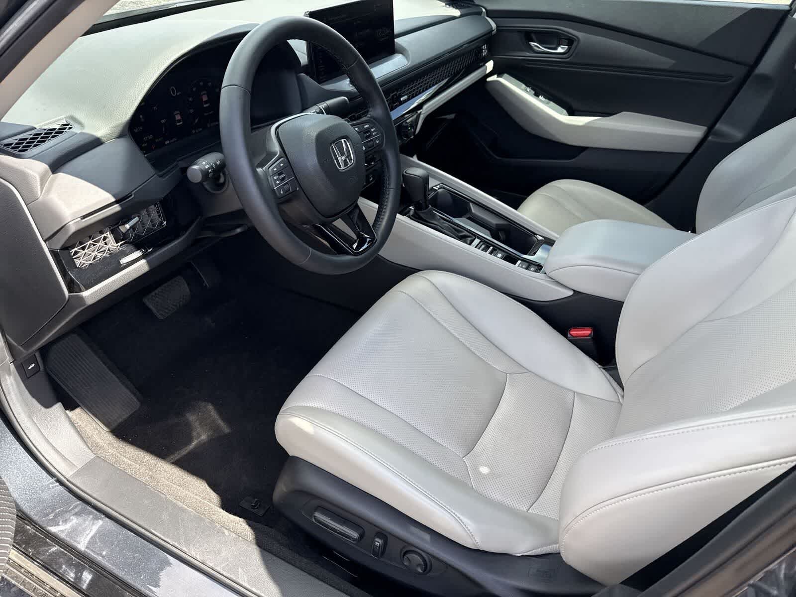 Thumbnail: 2024 Honda Accord - 16