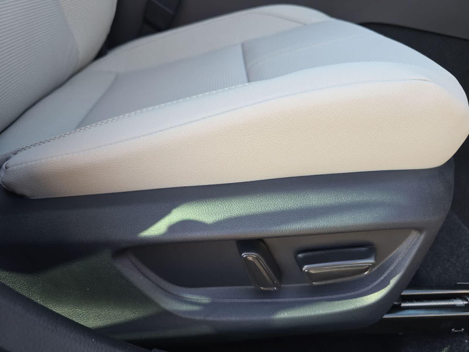 Thumbnail: 2026 Toyota Camry - 12
