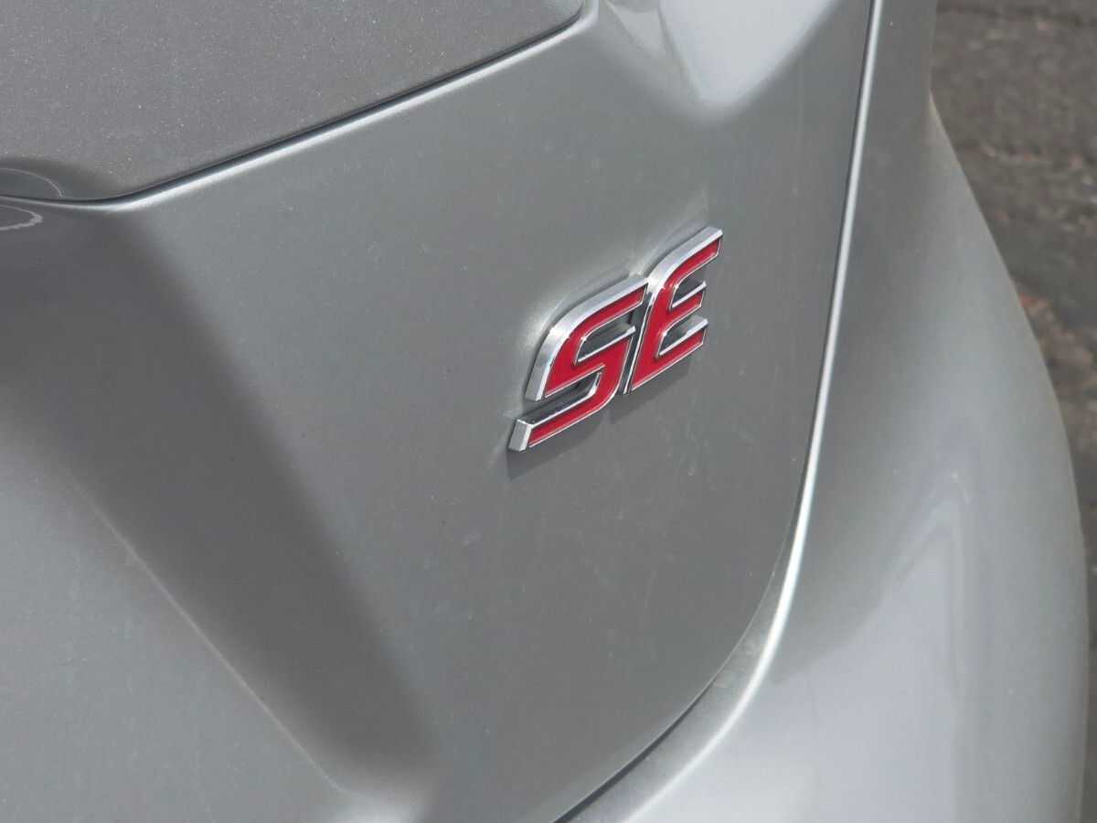 Thumbnail: 2021 Toyota Corolla - 11