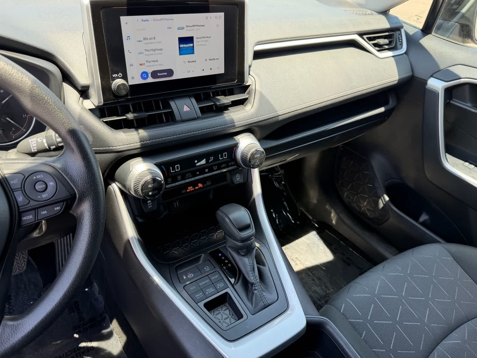 Thumbnail: 2025 Toyota RAV4 - 23